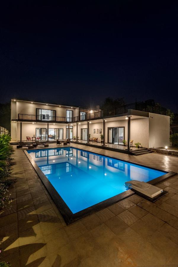 Saffronstays Mayfair Gardens 4 Bedroom Petfriendly Pool Villa آليباغ المظهر الخارجي الصورة
