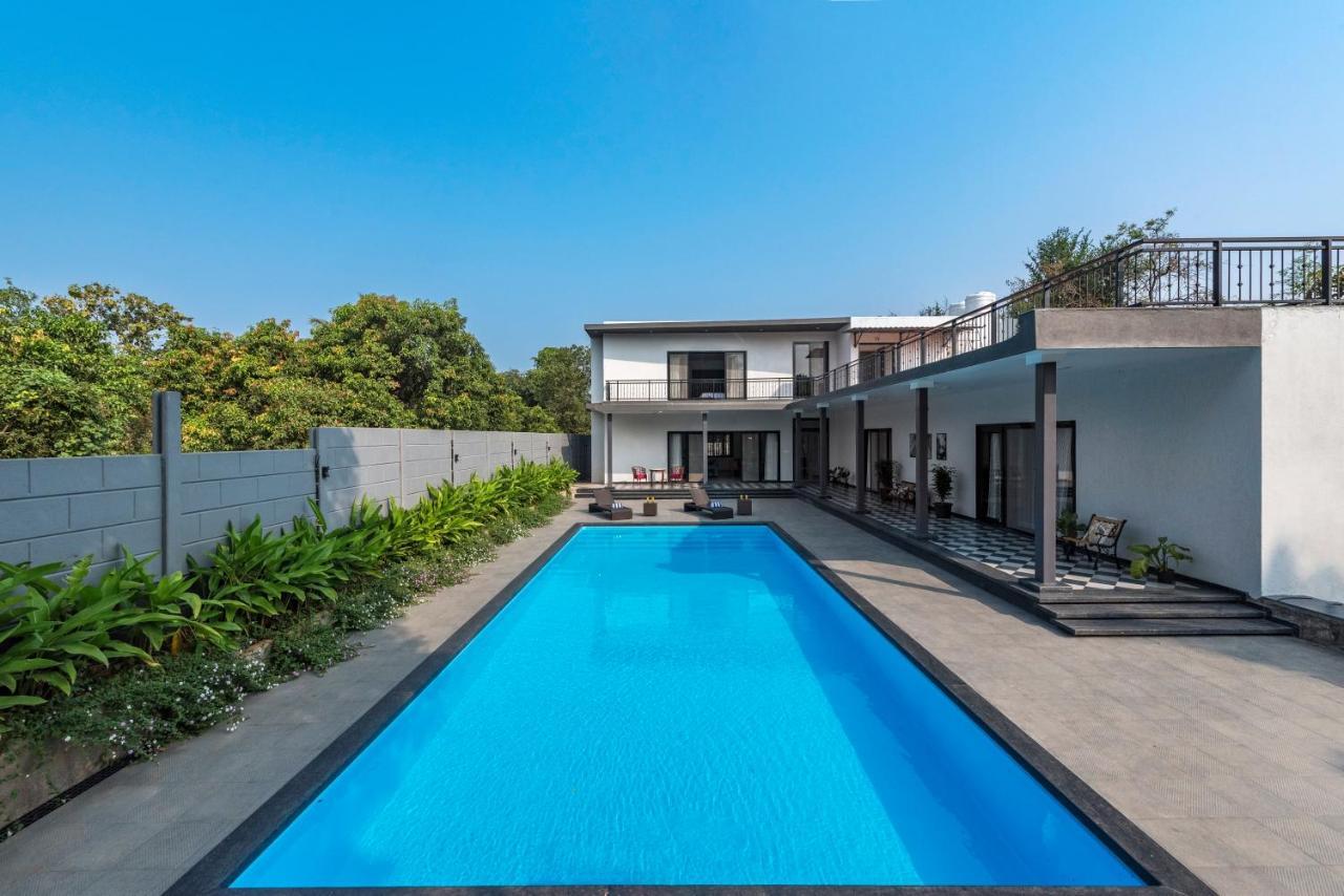 Saffronstays Mayfair Gardens 4 Bedroom Petfriendly Pool Villa آليباغ المظهر الخارجي الصورة